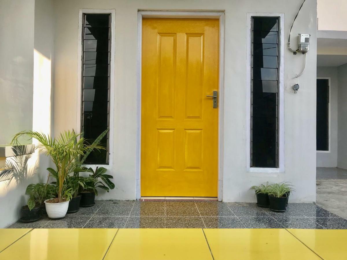 Villa Batu Keluarga Nn ภายนอก รูปภาพ